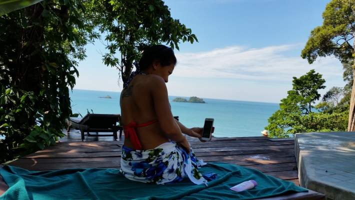 Ladys best friend "Mobilephone"
